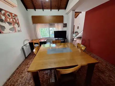 Casa de 5 dormitorios y local en venta, Tigre Centro