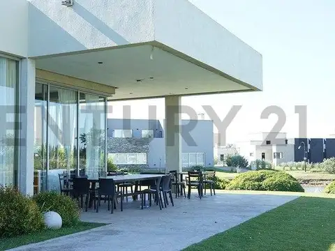 Terreno en Venta en Countries y Barrios Cerrados en Presidente Peron, USD 18.000