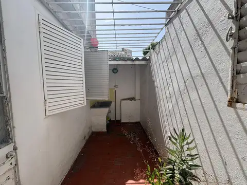 Depto Tipo Casa en Venta de 5 ambientes