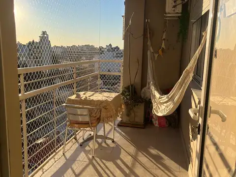 HERMOSO DEPARTAMENTO 2 AMBIENTES A METROS DE PLAZA IRLANDA