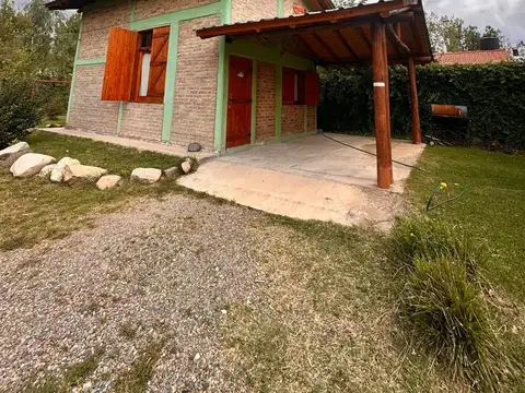 COMPLEJO DE CABAÑAS EN VENTA TUNUYAN, MANZANO HISTÓRICO