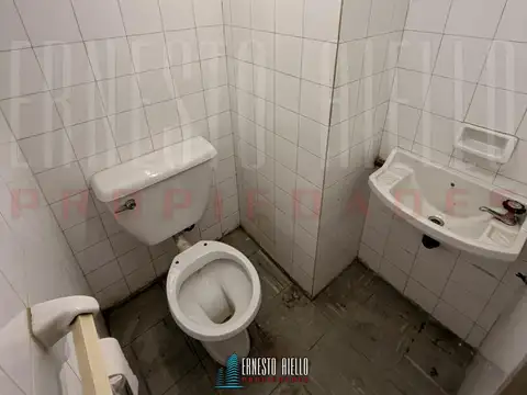 Local en Alquiler en Centro, $ 350.000