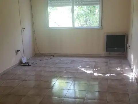 PH 3 AMBIENTES, PRIMER P/ESC C/TERRAZA AMPLIA C/QUINCHO