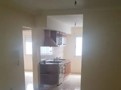 I Newton 800, Piso 1