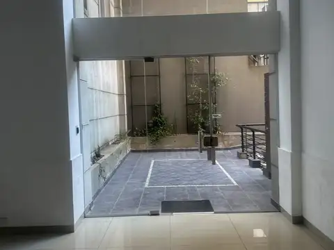 Cochera en Venta Semicubierta