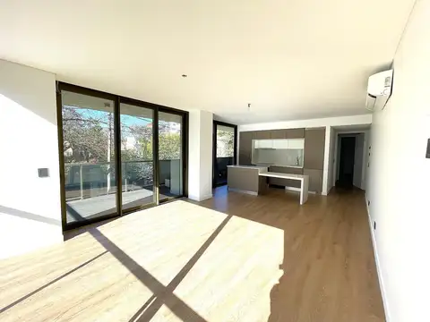 Departamento en Alquiler con 2 cocheras