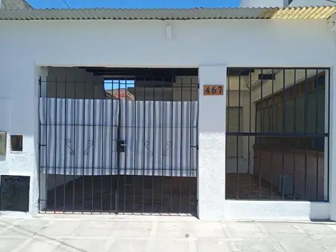 Depto Tipo Casa en Venta en Lobos, USD 180.000