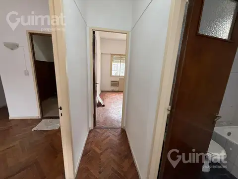 Avenida Rivadavia  al 5400