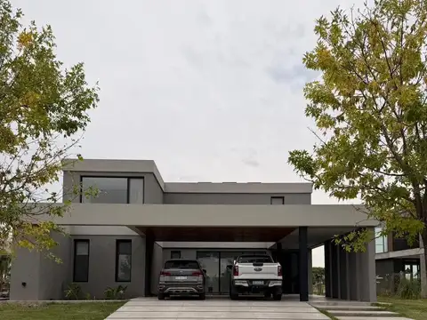 Casa en El Canton - Golf