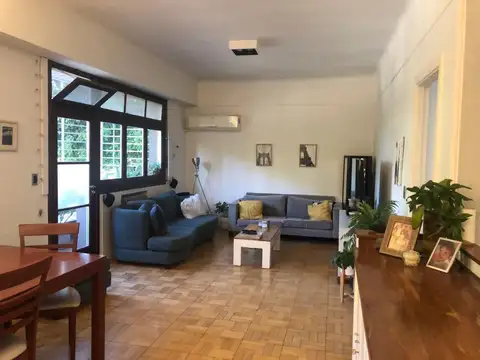 Depto Tipo Casa en Venta de 4 dormitorios
