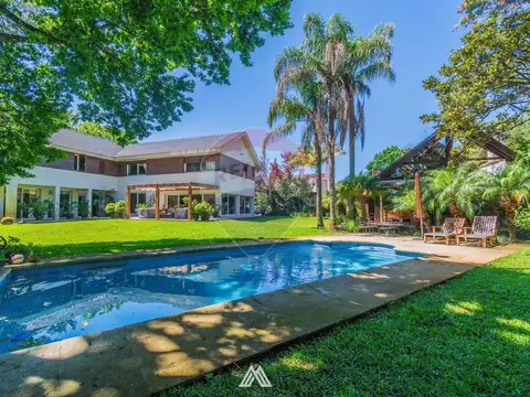VENTA CASA CARRASCO 5 DORM SERV BARBACOA PISCINA