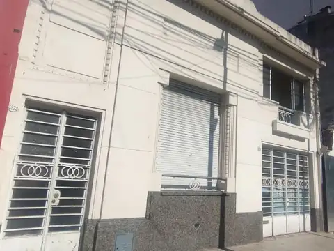 CASA PH 4 AMB AL FRENTE CON GARAGE - PATIO Y TERRAZA