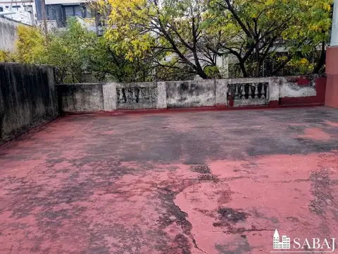 Gallo 500, Piso 1