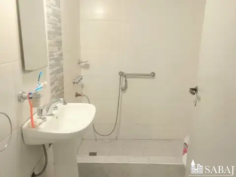 Depto Tipo Casa en Venta en Abasto, USD 105.000