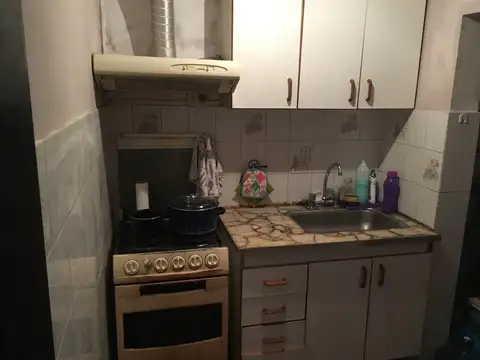 Depto Tipo Casa 2 ambientes con 1 baño