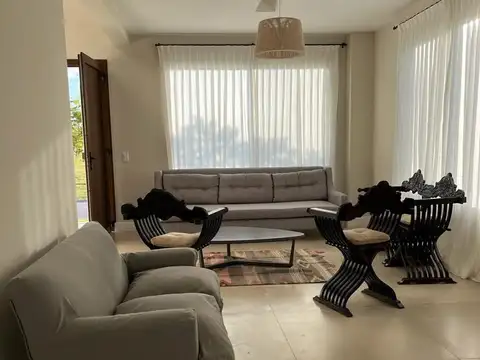 Casa en Alquiler en Nordelta Castaños, USD 3.000