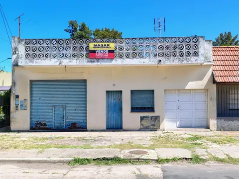 GRAN OPORTUNIDAD IMPERDIBLE DOS CASAS IDEAL DOS FAMILIAS