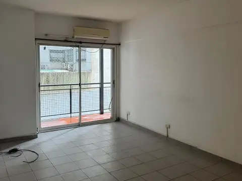 Departamento en Alquiler en Flores Norte, $ 690.000