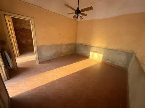 Depto Tipo Casa en Venta 60 años