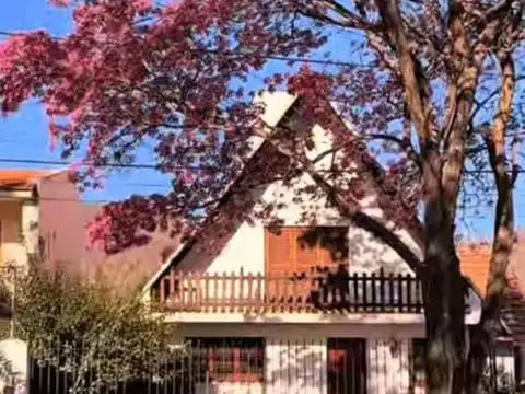 Av. Reyes Católicos 1700