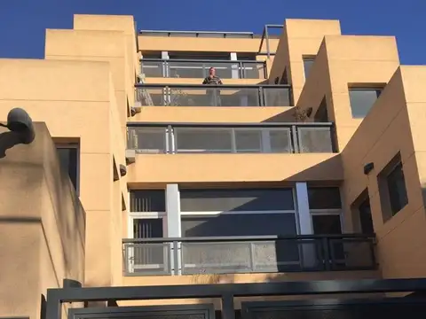 Oficina en Venta en Campana, USD 105.000