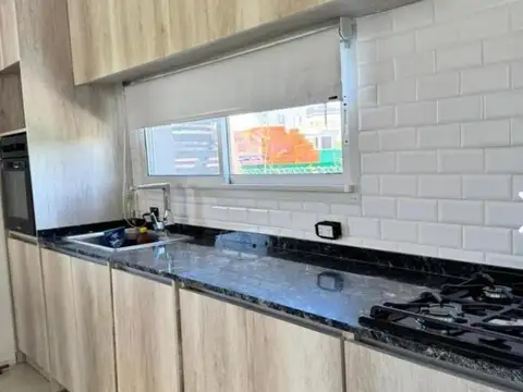 Casa en Venta en Pilar del Este - San Ramon, USD 190.000