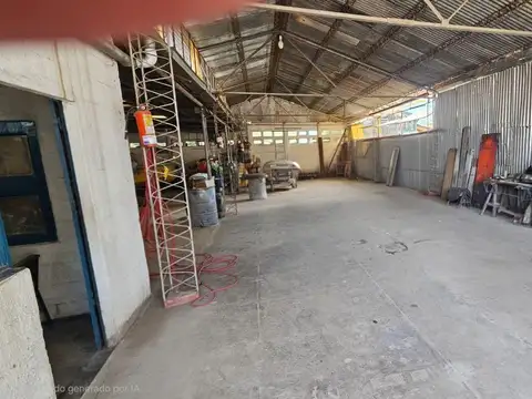 VENTA CASA CON LOCAL Y GALPÓN EN VENTA – EXCELENTE UBICACIÓN COMERCIAL- PEREZ
