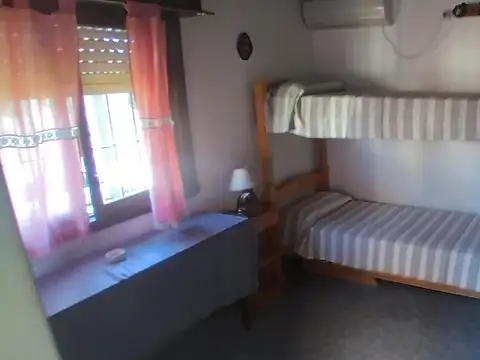 En Venta, Depto 1 Amb., Villa Gesell, Zona Centro.-