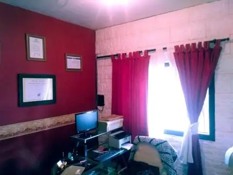 Depto Tipo Casa 3 ambientes con 2 baños