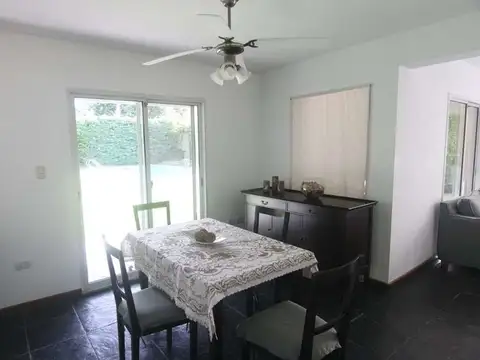 Casa en Venta con 1 cochera