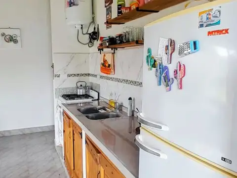 Casa 3 ambientes con 1 baño