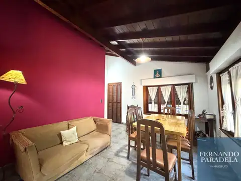 Casa 4 ambientes con 1 baño