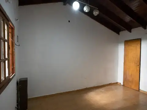 CASA PH EN MORENO BARRIO ALCORTA