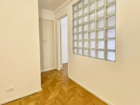 Amenábar 1100, Piso 1
