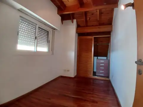 Departamento 3 ambientes en duplex con cochera