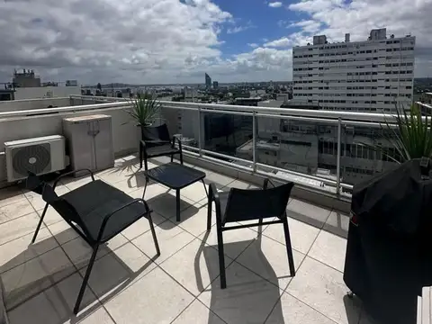 Venta Penthouse 1 dormitorio Cordon garaje