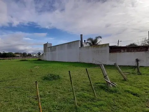 Terreno en Venta en Los Acantilados, USD 25.000