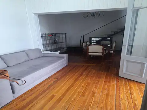 Depto Tipo Casa 2 ambientes con 1 baño