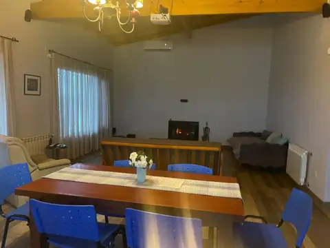 Chacra en venta - 2 Dormitorios 2 Baños - Cocheras - 67.500Mts2 - Pergamino