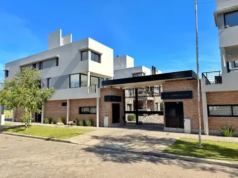 Catamarca 643 - PH CONDOMINIO ESMERALDA - PECAM