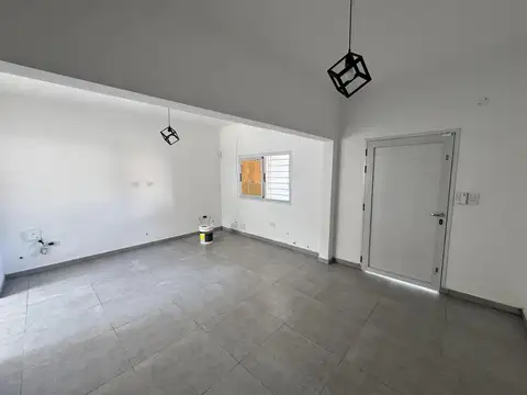 Roque Saenz Peña al 700