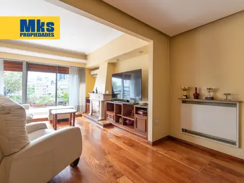 Departamento 6 ambientes con 2 baños