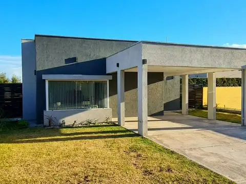 Casa en Venta en Las Paredes, USD 280.000