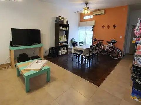 Depto Tipo Casa en Venta de 1 dormitorio