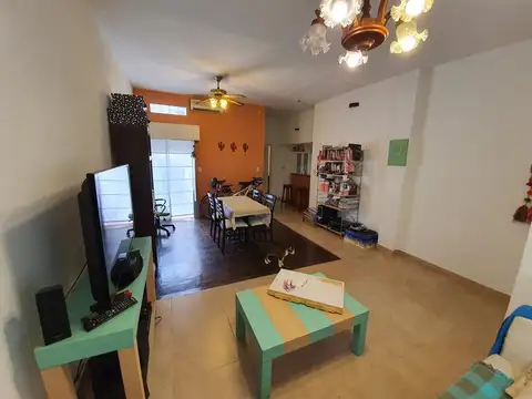 Depto Tipo Casa en Venta 40 años