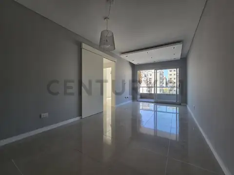 Departamento  de 3 ambientes + cochera en alquiler