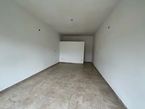Local en Alquiler en Funes, $ 400.000