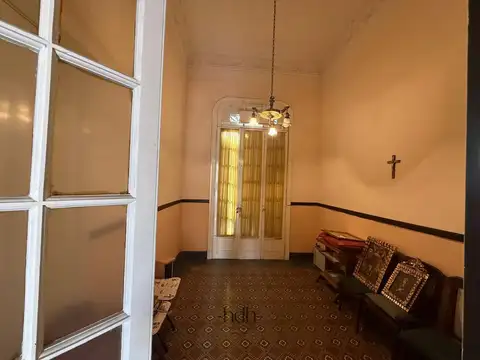 Casona en el Centro de Córdoba ideal para proyecto comercial o edficación Apto Crédito