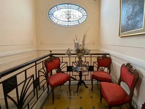 Casona en el Centro de Córdoba ideal para proyecto comercial o edficación Apto Crédito