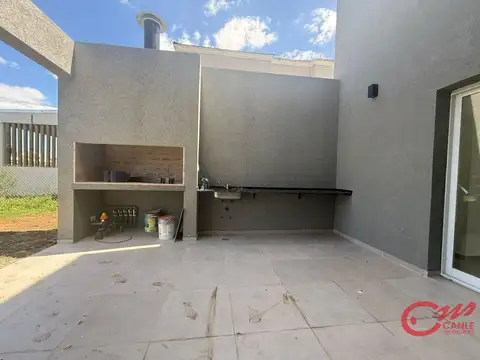 Pilar Del Este - Barrio Santa Lucia, Domingo Prat, Zelaya, Provincia de Buenos Aires,